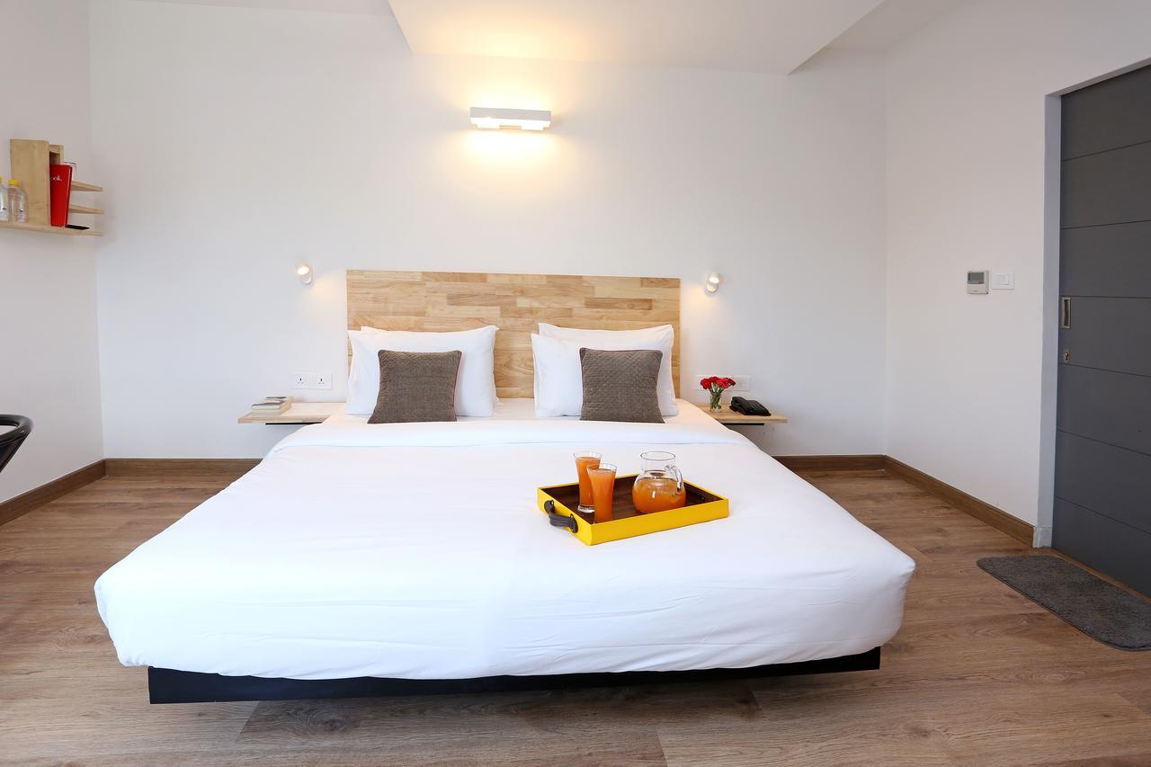 Oyo Townhouse 015 Lajpat Nagar Hotel นิวเดลี ภายนอก รูปภาพ